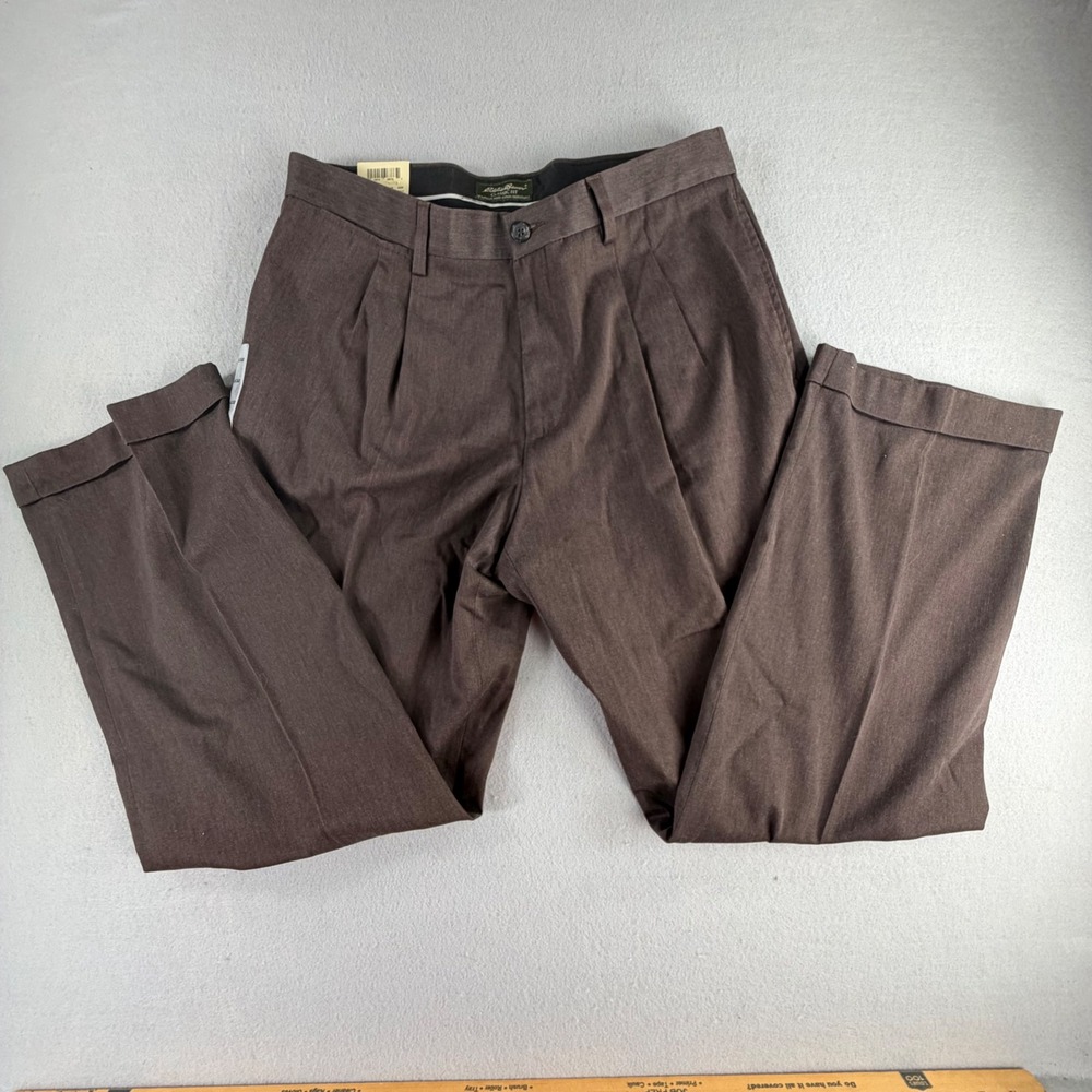 Vintage Y2K Eddie Bauer Men's 34x32 Brown Pleated Pants Classic Fit NWT Preppy